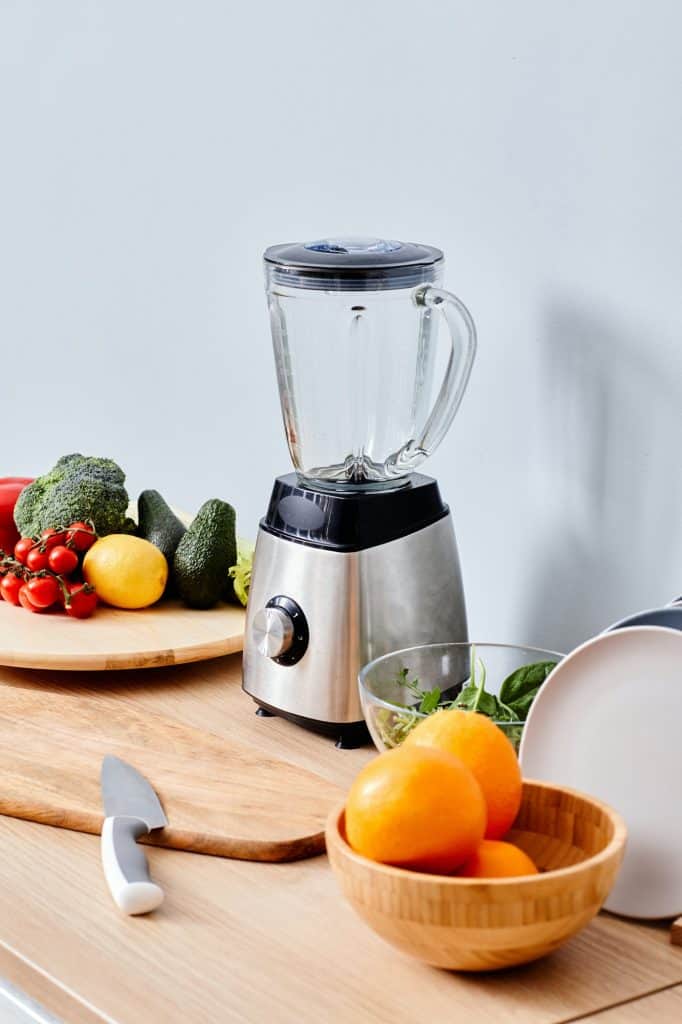Frullatore per preparare succhi e frullati